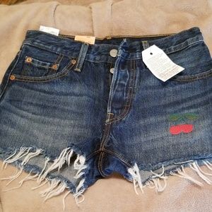 NWT Levis 501 Shorts